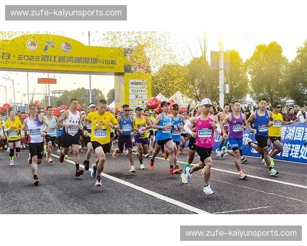 马拉松赛事战报｜奔跑的城市与不灭的热情